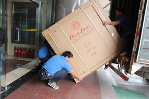 襄阳钢琴贵重工艺品无忧运